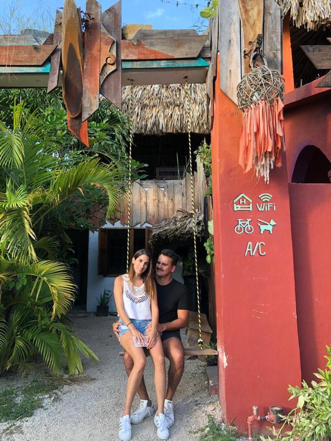 Black Jaguar Hostel Bacalar Exterior photo