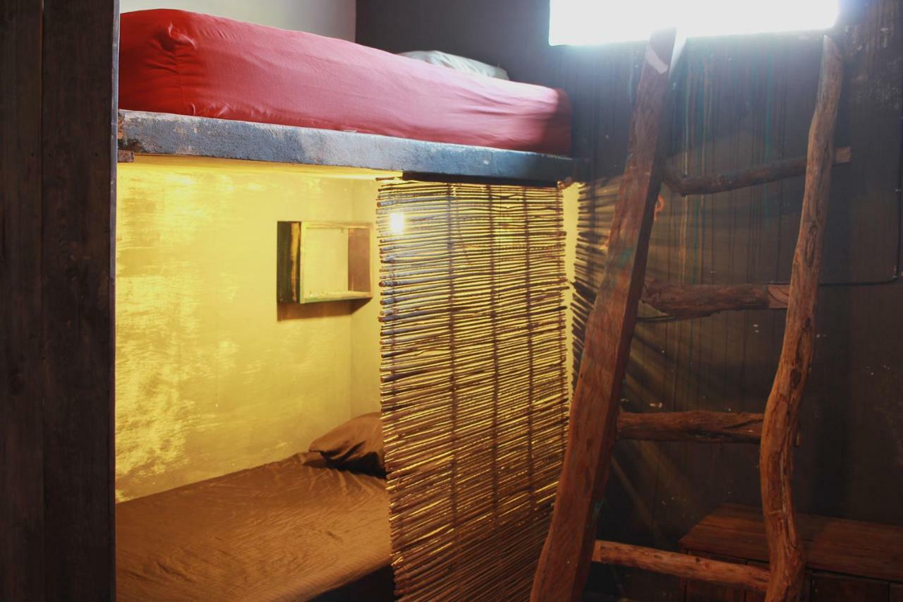 Black Jaguar Hostel Bacalar Exterior photo